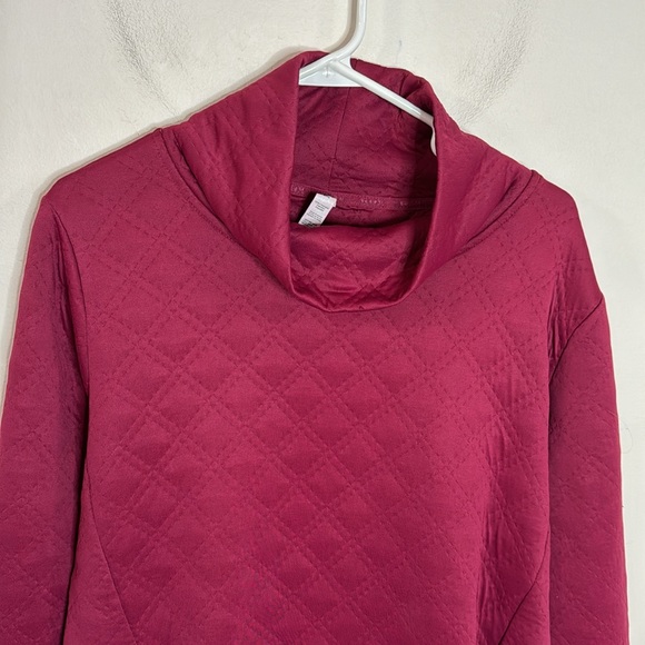 RBX Quilted cowlneck pullover tunic length hoodie burgundy hue size L - Picture 3 of 10